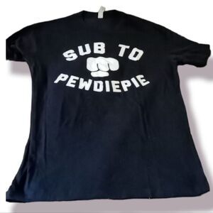 Graphic shirt Small